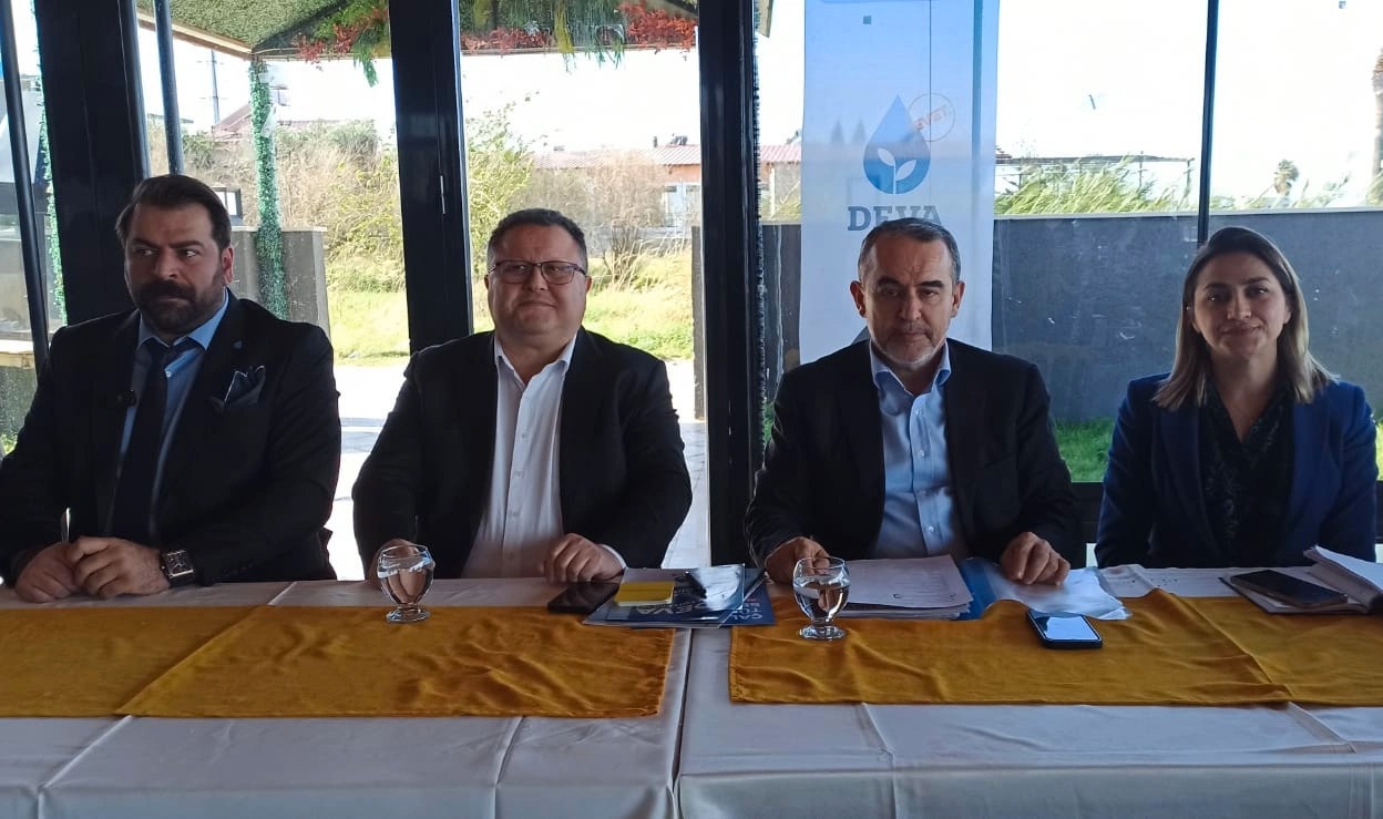 DEVA Partisi İskenderun ve Arsuz Adaylarını Basına Tanıttı