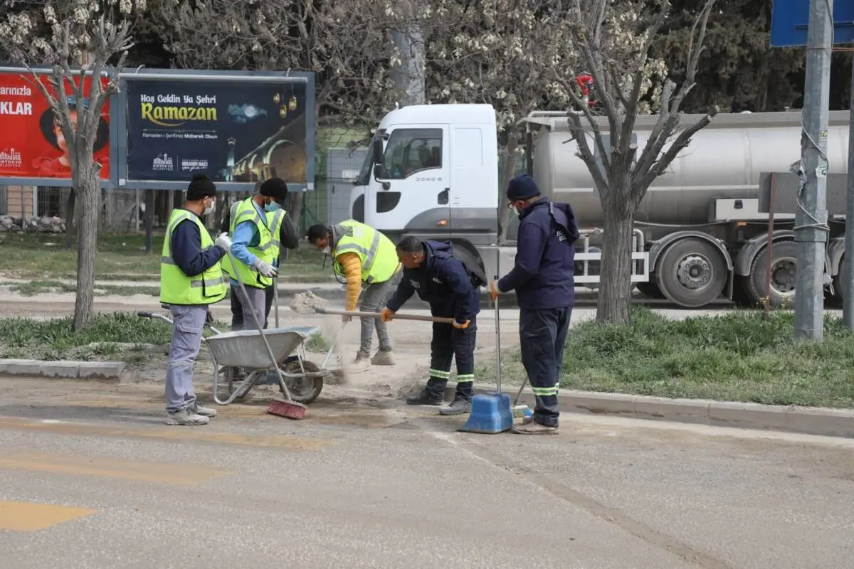 HBB, Hatay’da Temizlik Seferberliği Başlattı